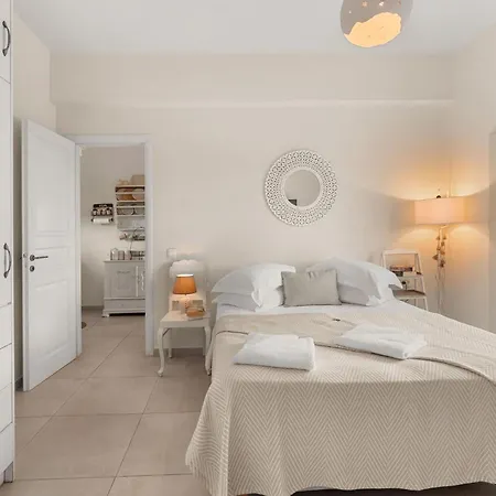 Appartement Lithos Pýrgos