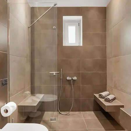 Appartement Lithos Pýrgos